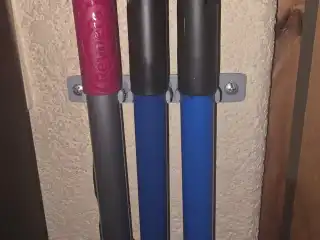 Portaescobas Sencillo