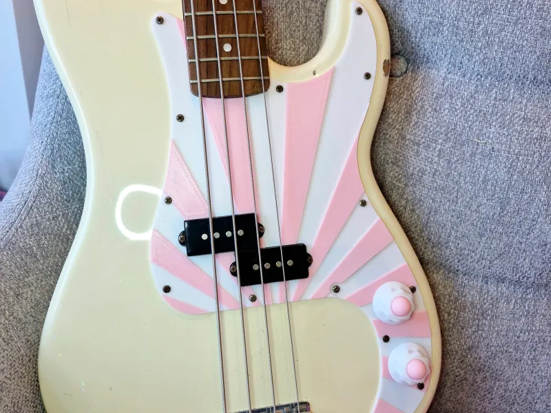 Schlagbrett - Fender Squier P-Bass