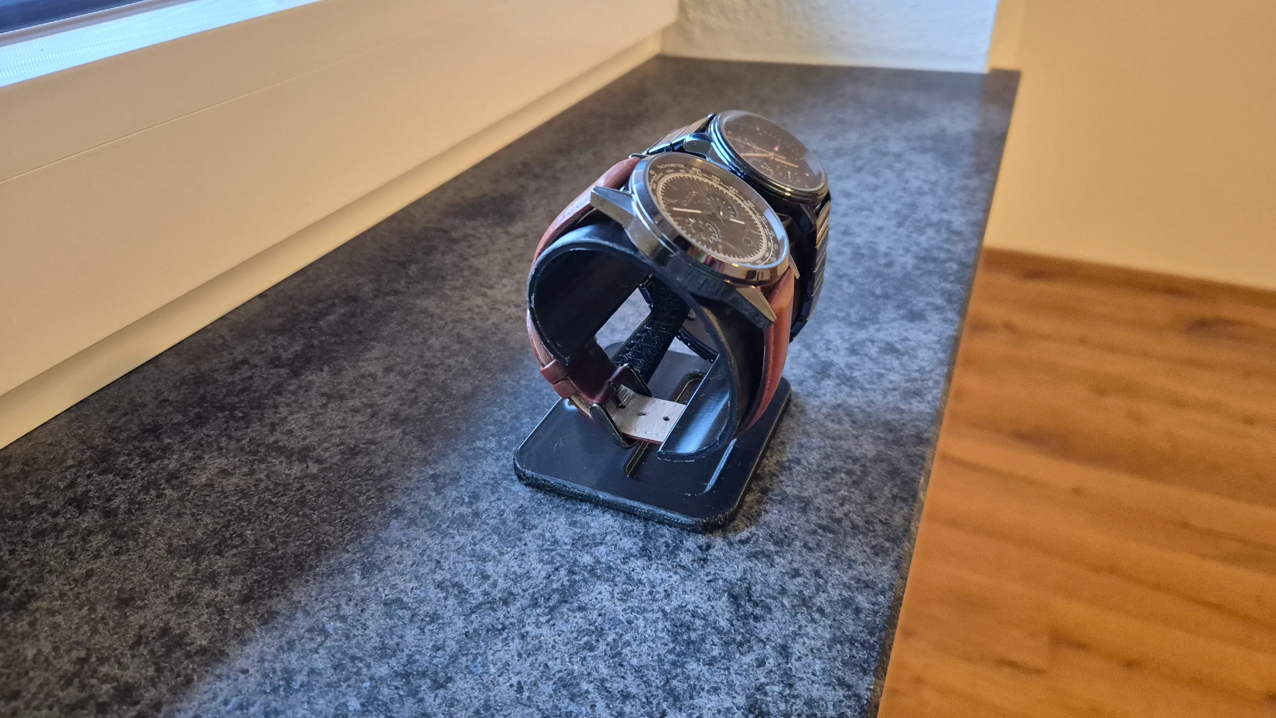 Watch Stand-0