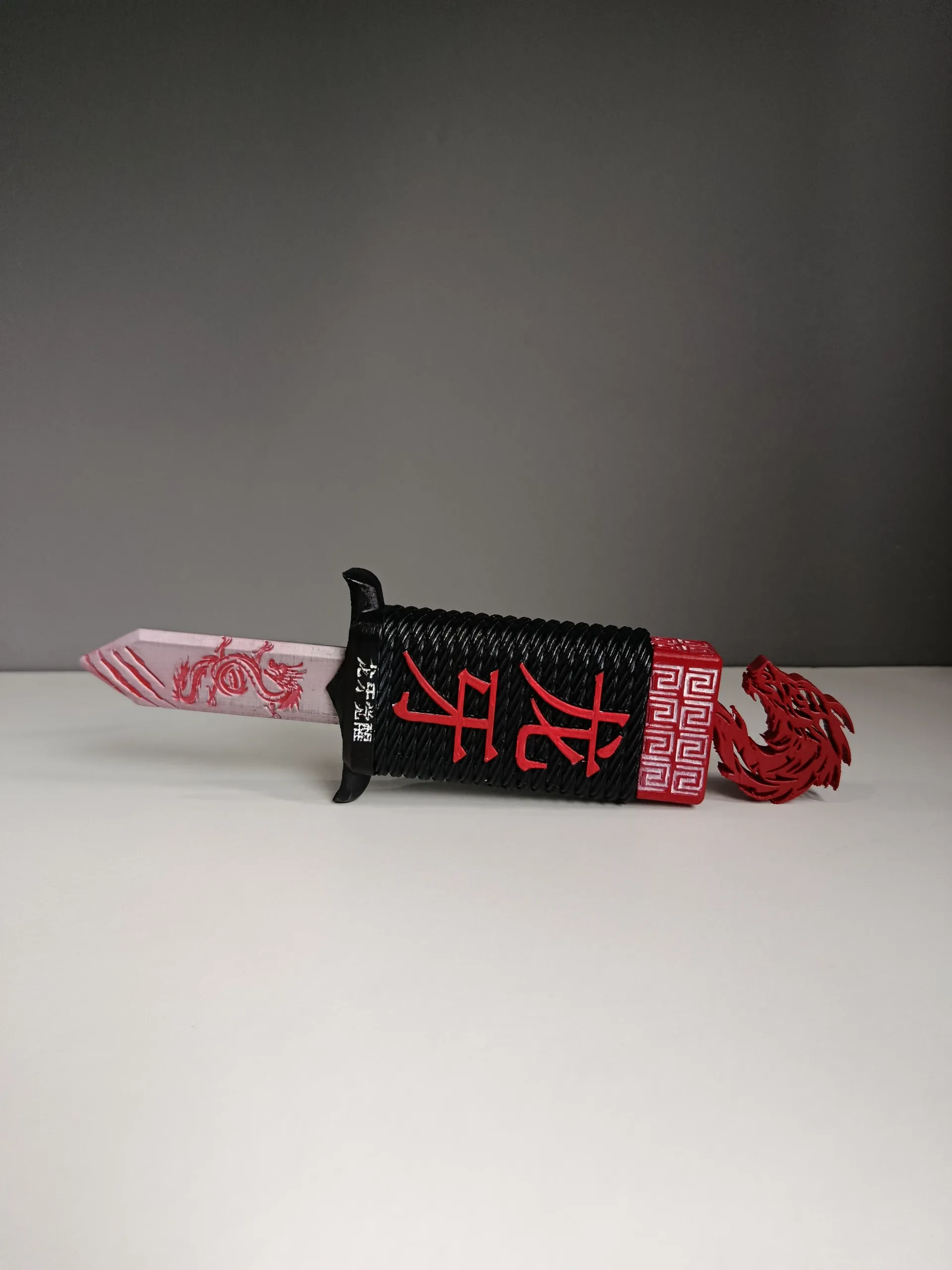 Retractable prank Dagger - Dragon Fang (龙牙)-0