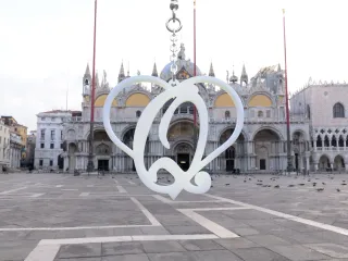 Heart with Q Earring for San Valentine