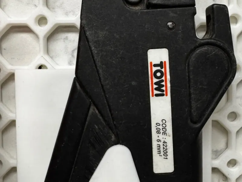 Support pour pince à dénuder Multiboard