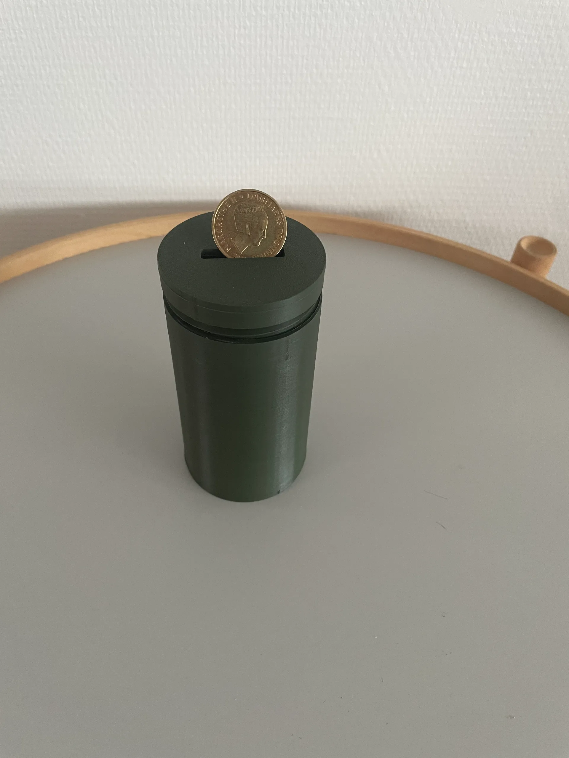 coin holder (piggy bank)