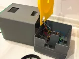 Automatic pet feeder-6