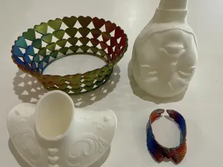 QUEEN OF HEARTS PLANTER