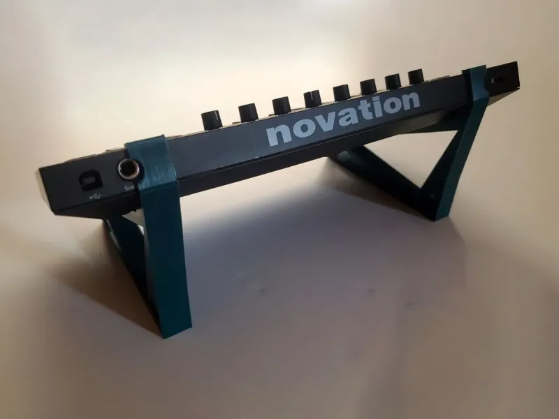 Novation LaunchKey Mini MK3 Angled Stand Riser