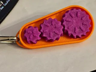 Gears Ease Mobile Keyring: The Triple