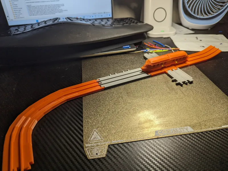 Railway system for Micromaster bases