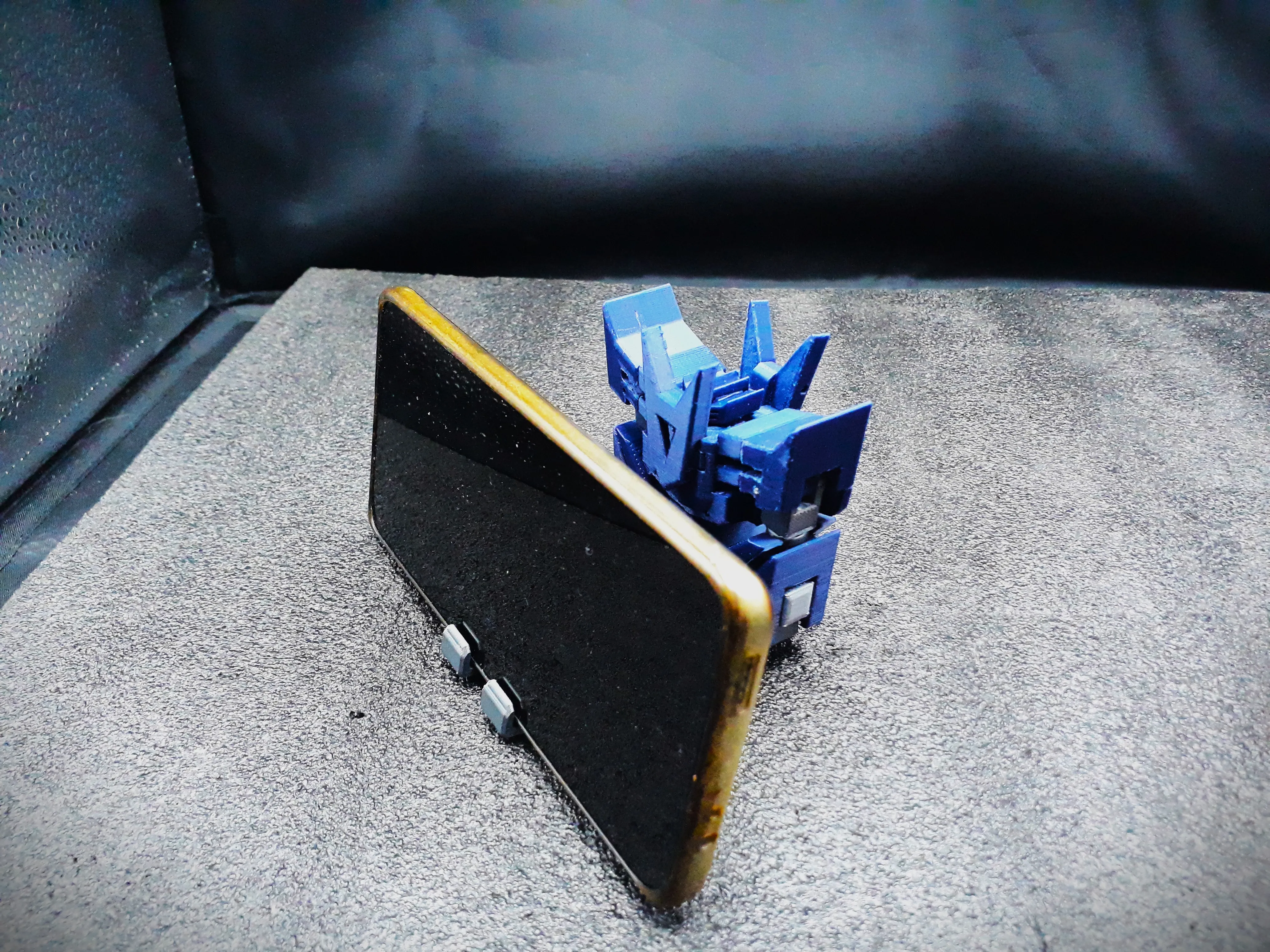Decepticon Transformable Phone Holder modelo de impresión 3D
