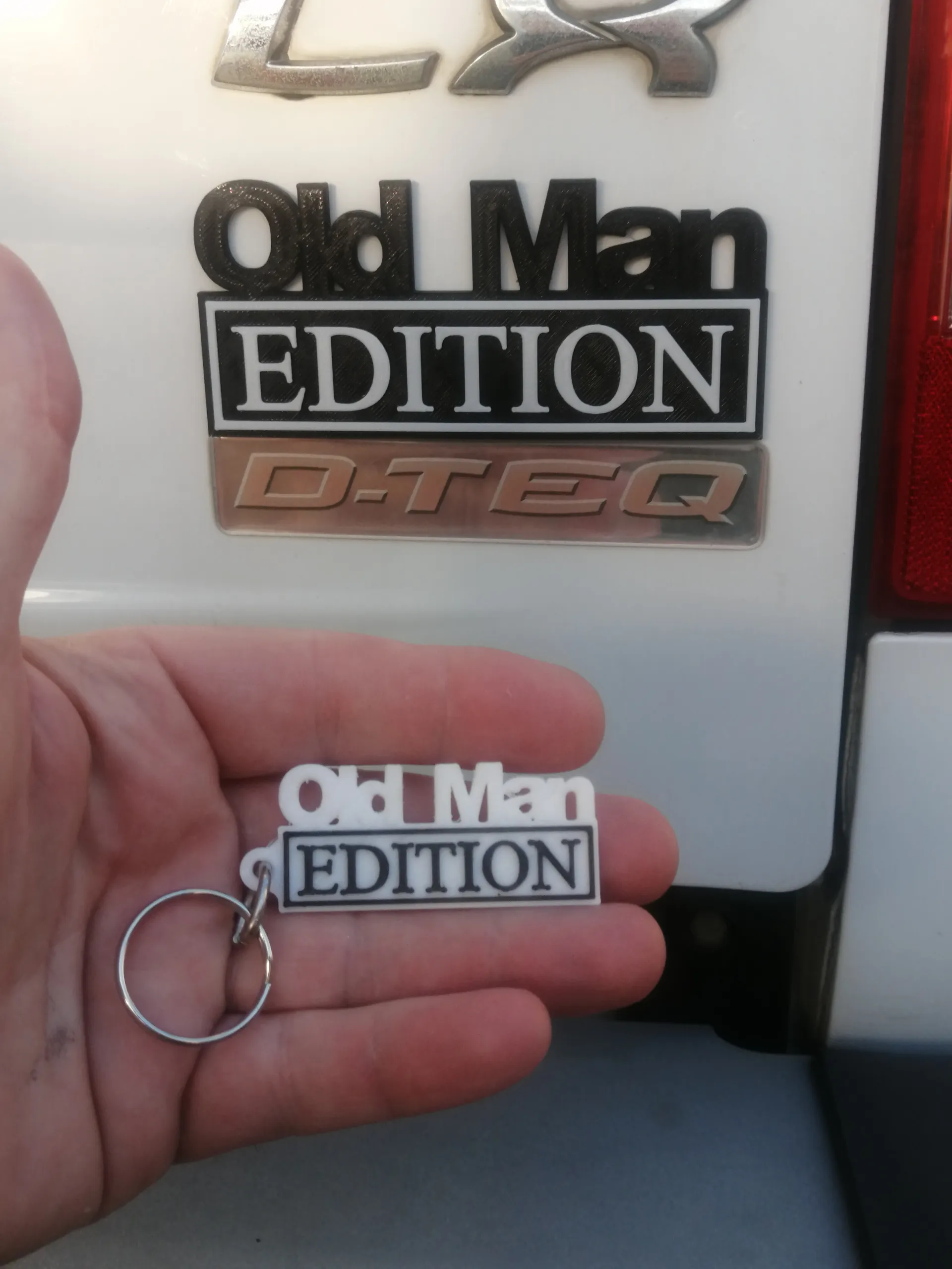 'Old Man EDITION' Key ring-0
