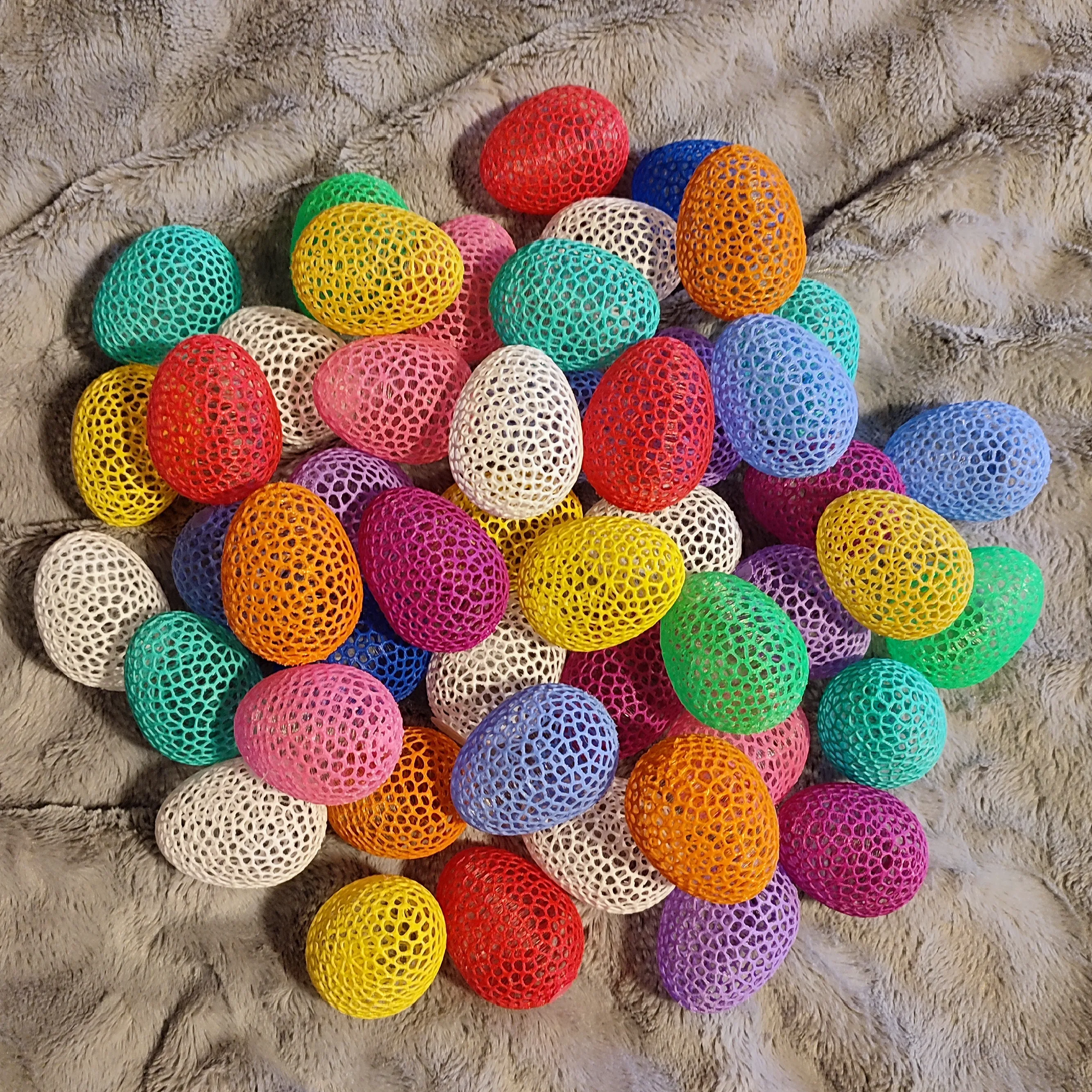 Easter egg Voronoi
