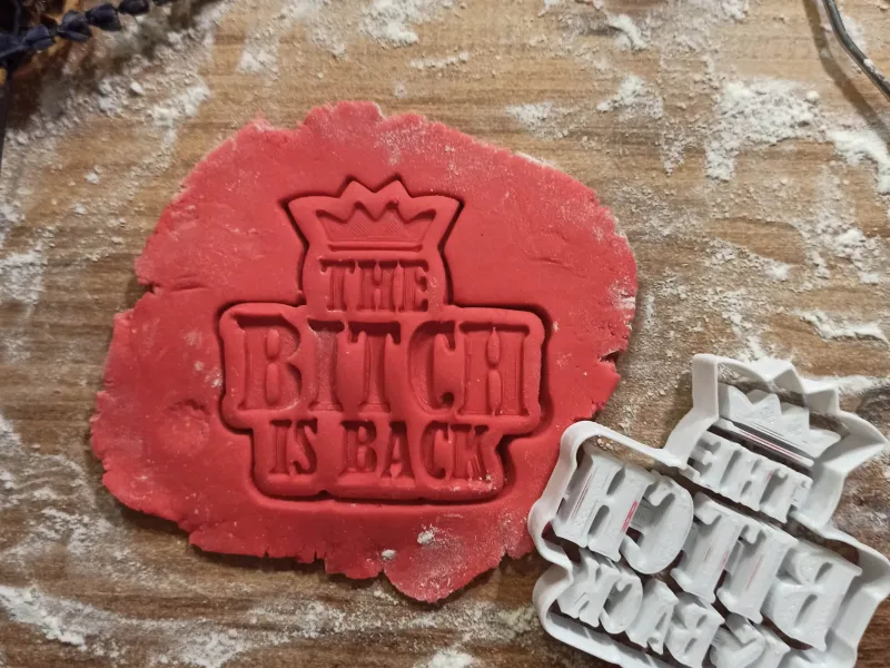 The Bitch is Back Divorced Cookie Cutter,Funny Divorce Figur