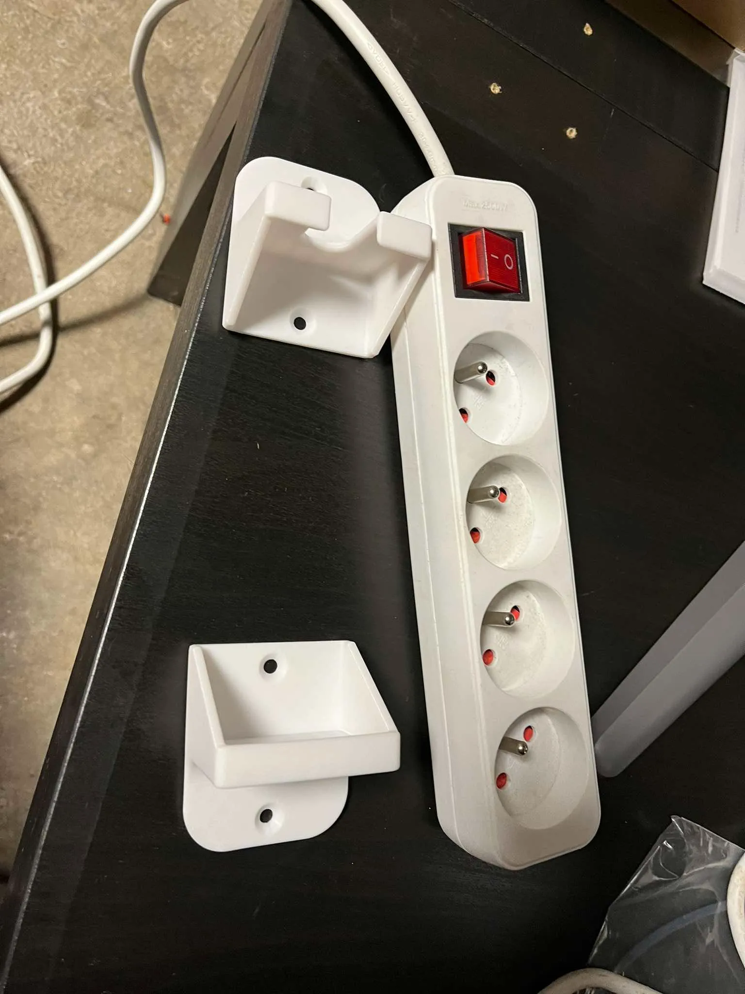 Extension cable holder