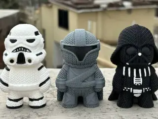 Knitted Starwars (Stromtrooper, Mandalorian, Darth Vader)