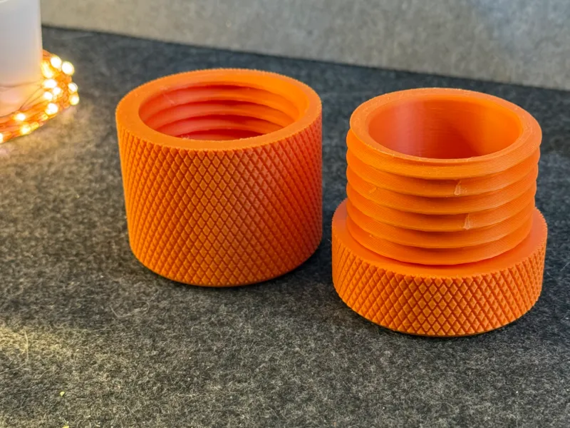 Compact container 