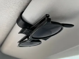Soporte gafas automovil