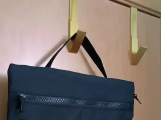 Colgador puerta