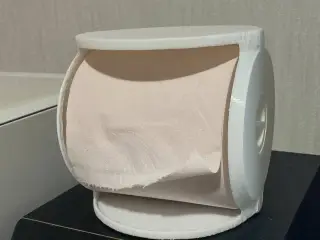 トイレットペーパーのケース