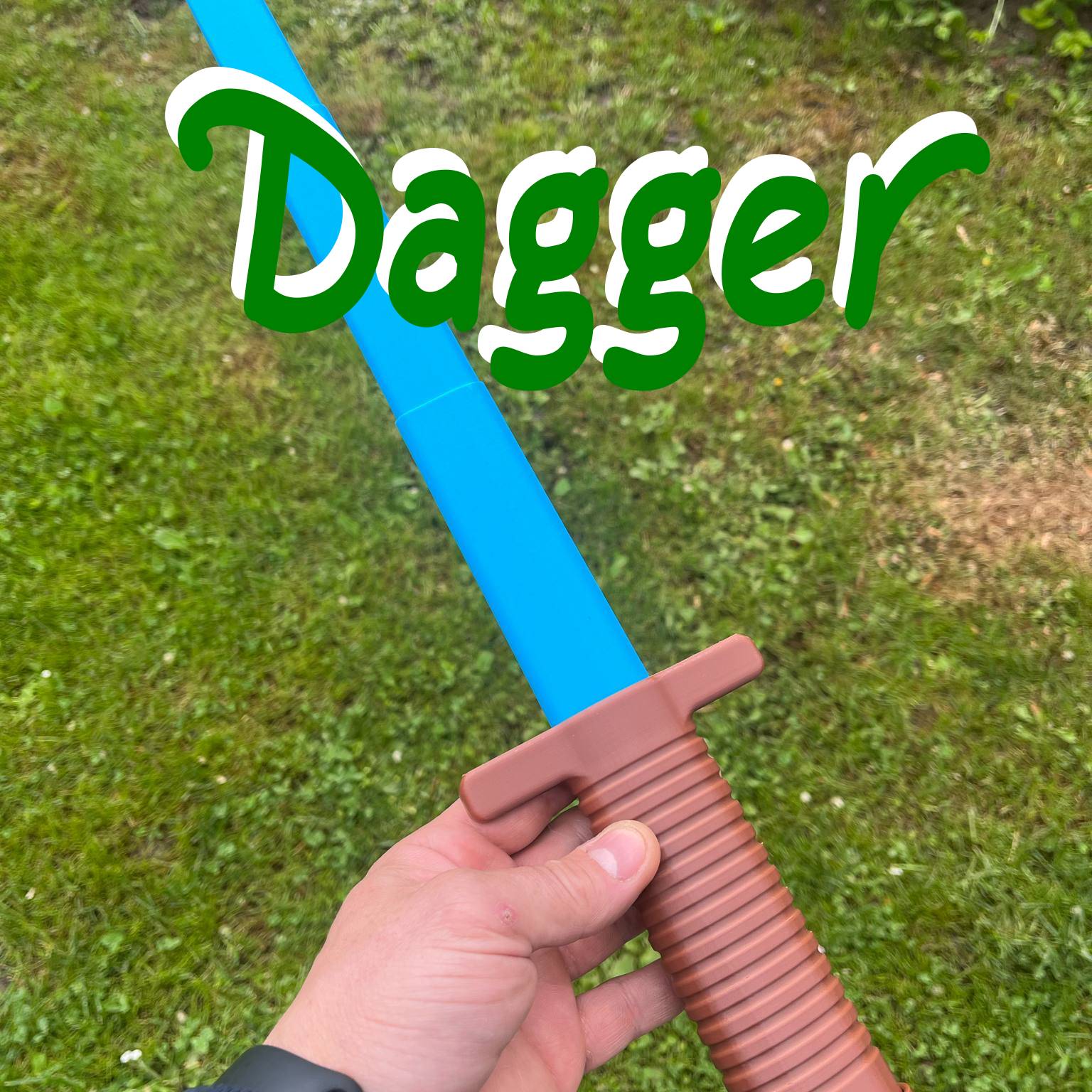 Collapsible, retractable dagger
