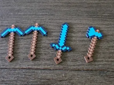 Sleutelhangers met wapens en gereedschap uit Minecraft