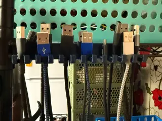 Re-Make of a cable organizer