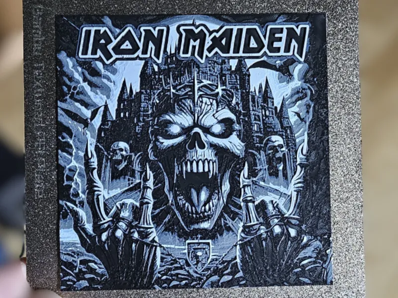 IRON MAIDEN - Hueforge