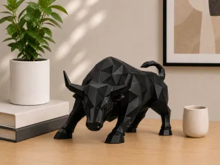 Low Poly Charging Bull - Wall Street Inspired