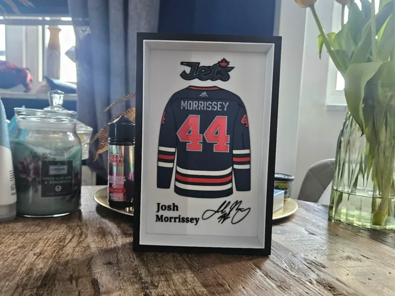 NHL - 温尼伯喷气机队 乔希·莫里斯 球衣展示