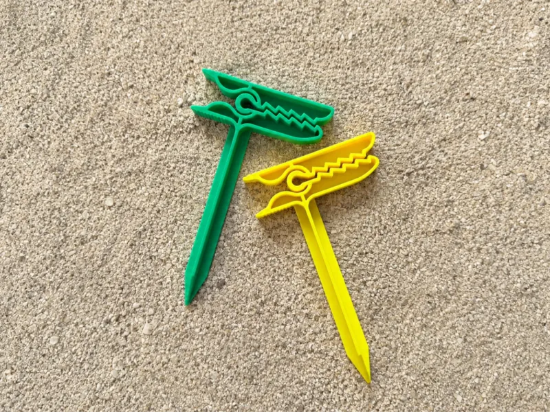 Beach Towel Clip II with extended spike