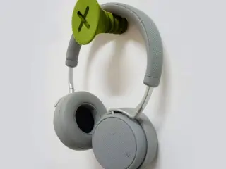 screw holder