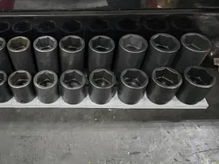 Modular socket holder