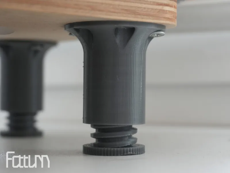 Verstelbare meubelpoot 43-71 mm met trapeziumdraad