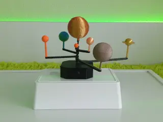 Mechanical solar system