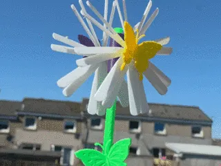 BUTTERFLYS AND FLOWER WINDMILL c