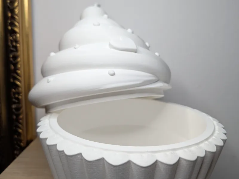 The Sweetheart Cupcake Reliquary 