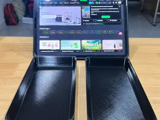 Tray