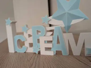 Icebeam Schriftzug Dekoration