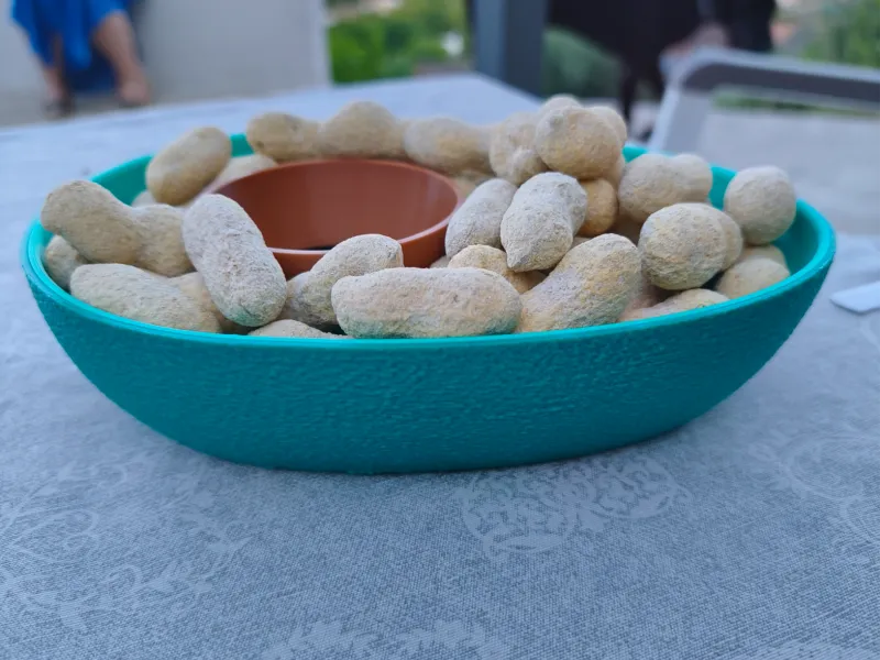 🥑 Bandeja de Aperitivos Aguacate – Bol de Pistachos