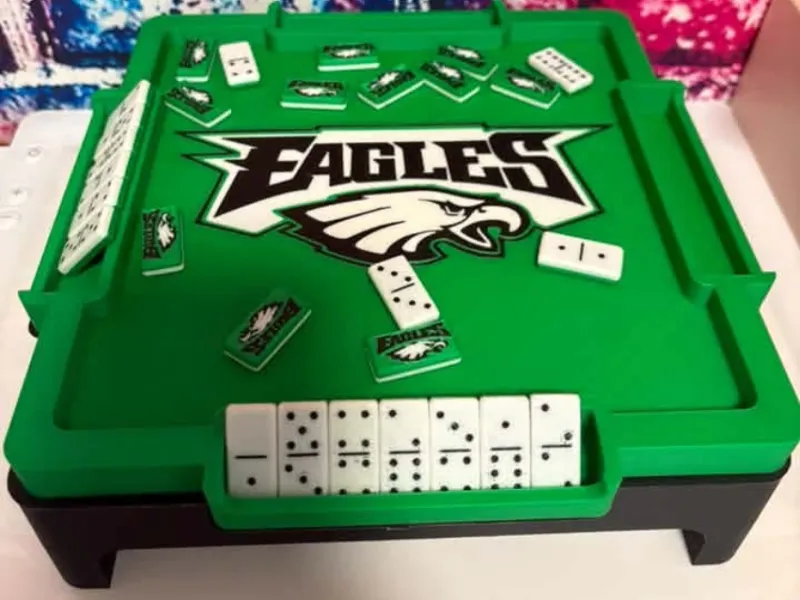Mini Eagle Domino Table
