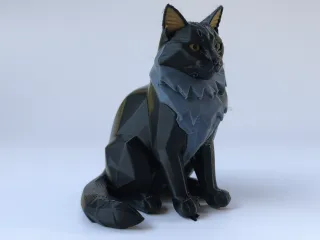 Main Coon Figurine