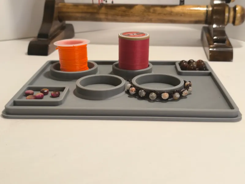 Bracelet Making Tray with Measuring Scale – 250×195 mm