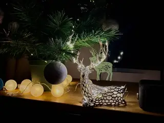 Light Voronoi Deer