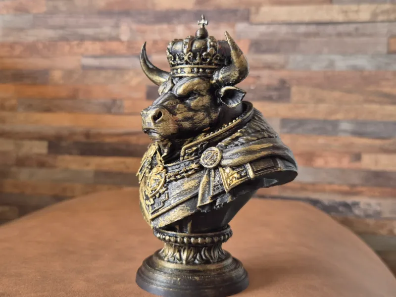 Scultura busto toro reale