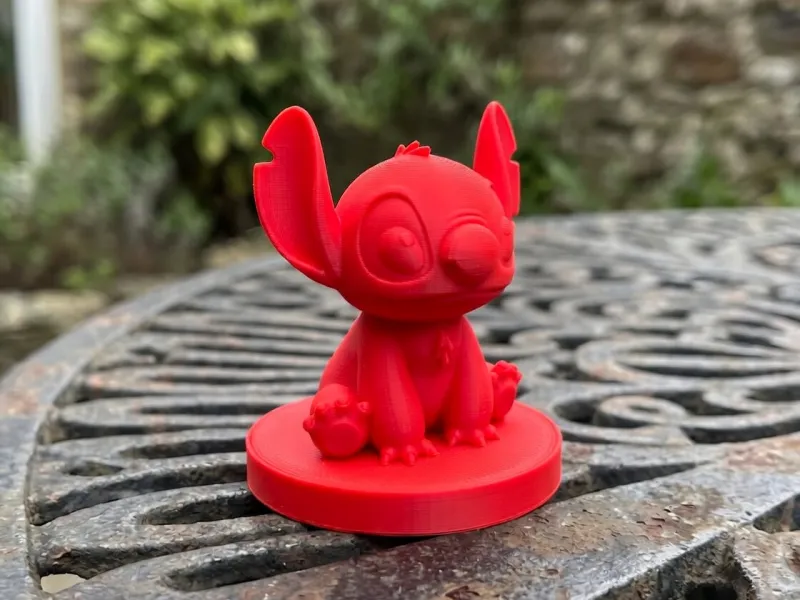 Stitch (Sitting) - High-Poly Organic Figurine