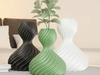 Mira Vase