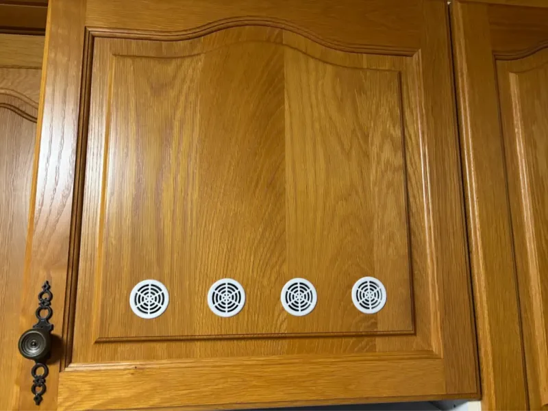 cabinet soffit vent
