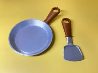 平底锅+锅铲