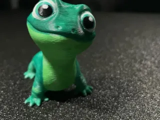 Cute lizard Frozen 2 | Bruni