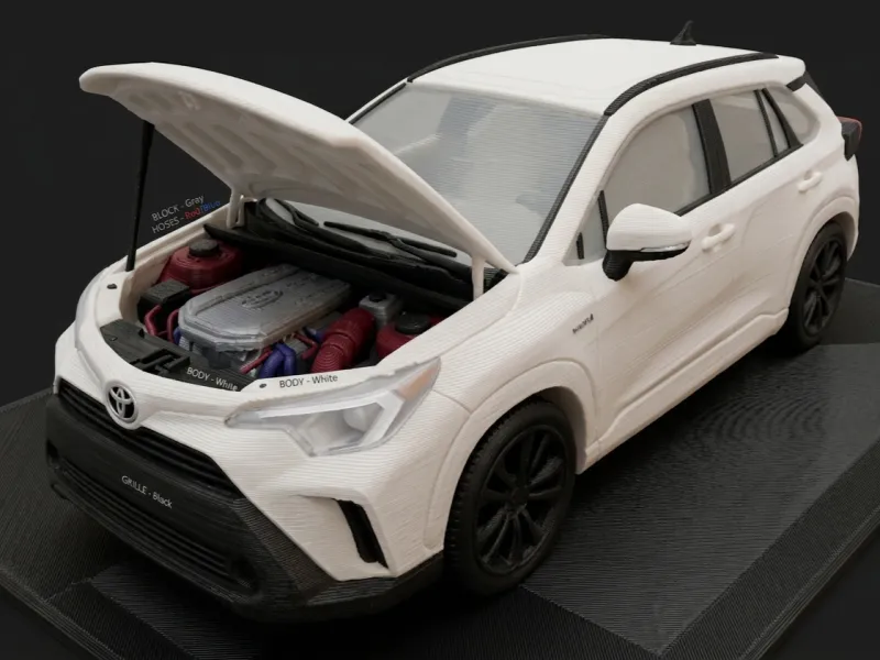 Toyota Corolla Cross Hybrid V8