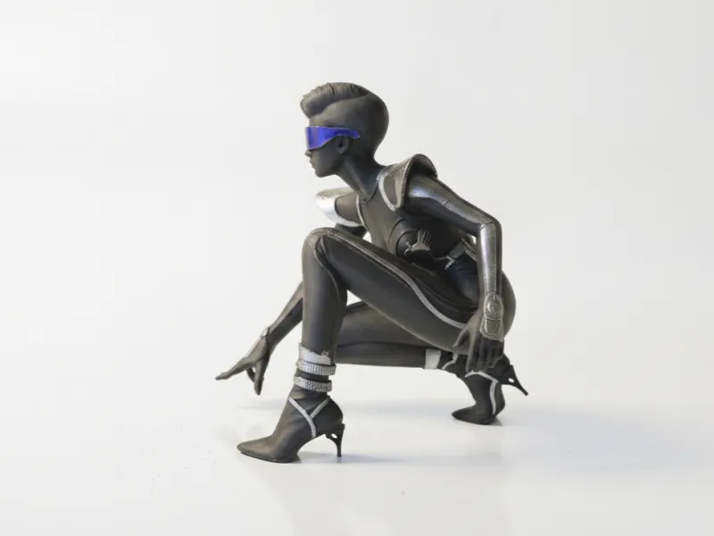 Figurine futuriste féminine de science-fiction imprimable en 3D